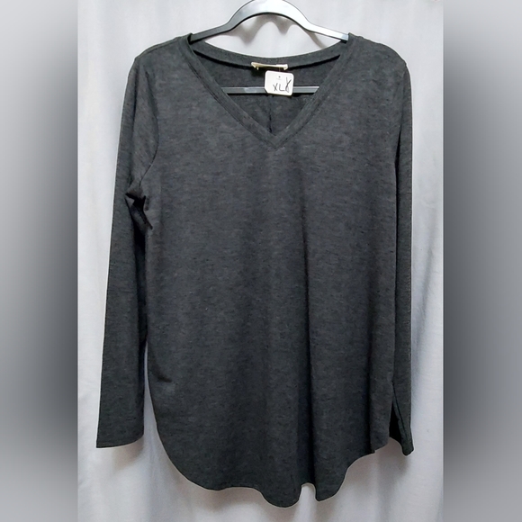 Light weight long sleeve - Picture 1 of 5